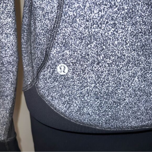 Lululemon Daily Practice Rio Mist Gray Black Zip Up Jacket - Womens size 10 - Picture 3 of 16